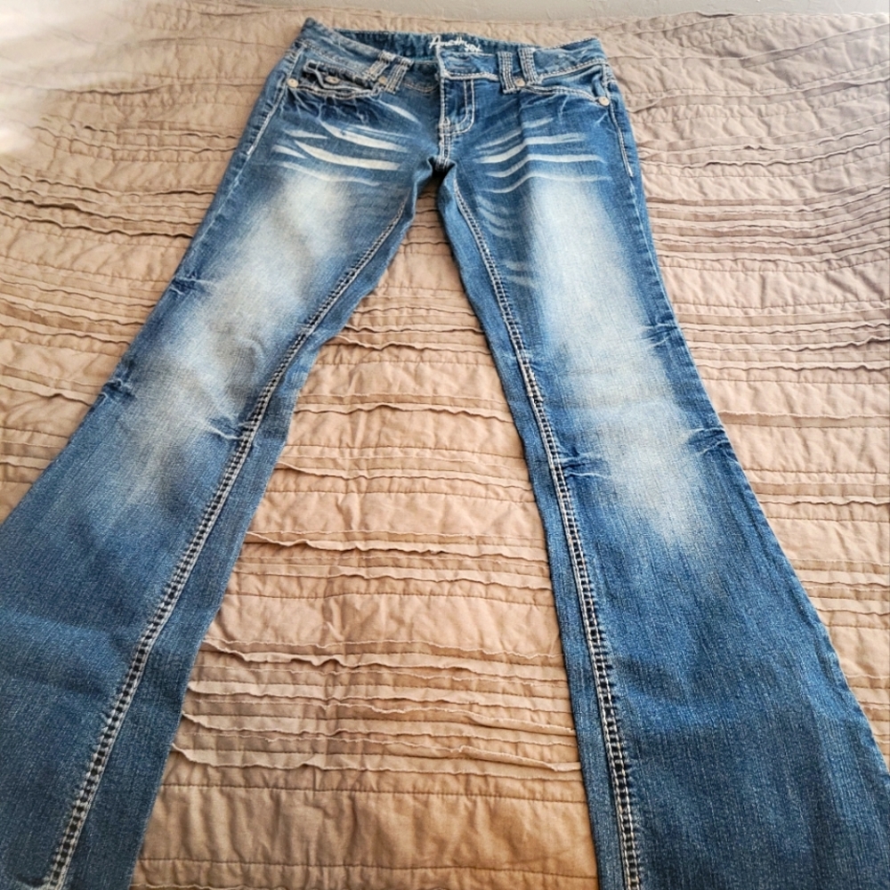 Juniors Amethyst Brand Bootcut Denim Blue Jeans size 5